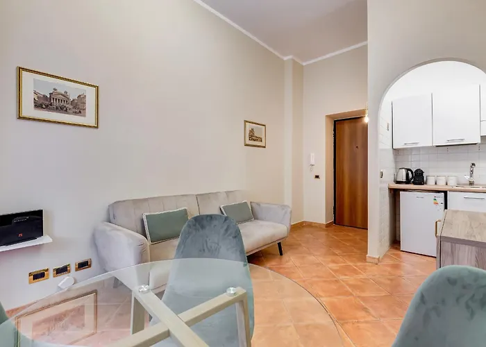 Urbana 18 Apartment Rome